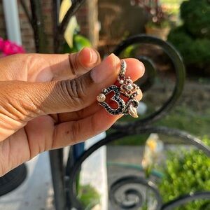 Barbara Bixby Om charm/pendant